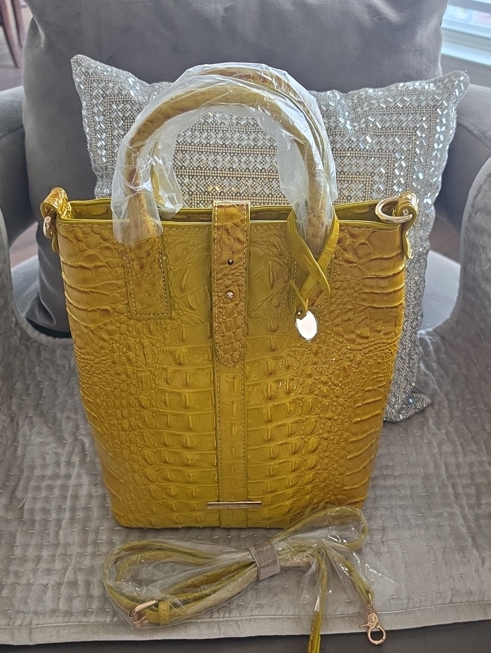 Croc-Embossed Yellow Tote Bag with Detachable Strap